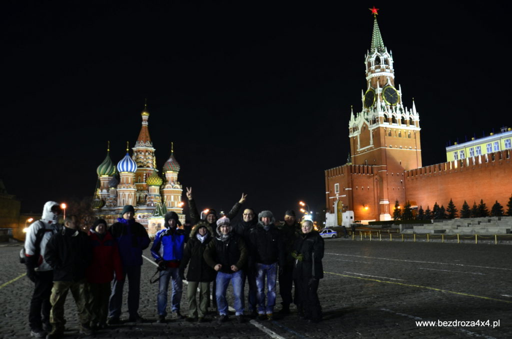 Ekipa wyprawy do Workuty na Placu Czerwonym w Moskwie
